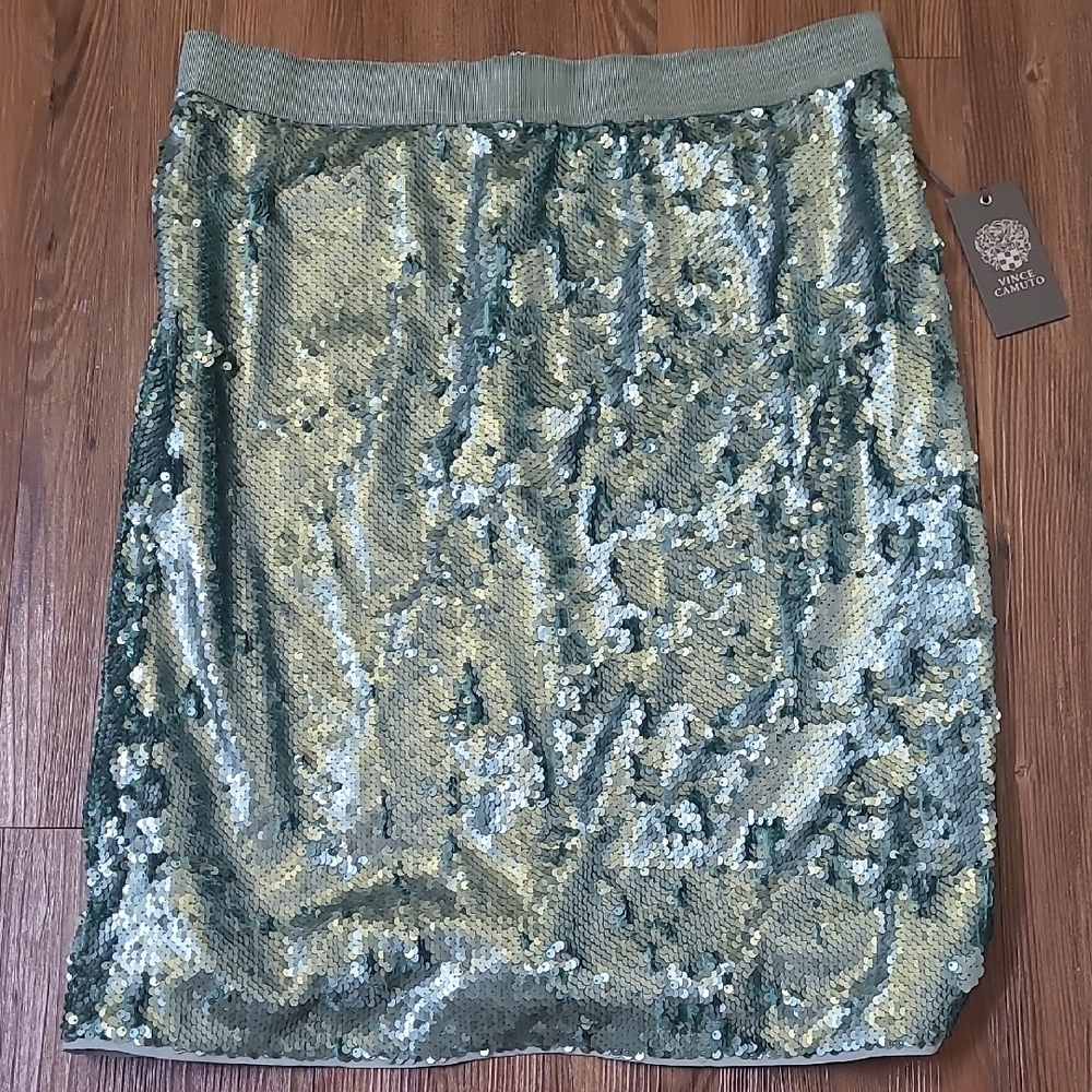 VINCE CAMUTO's Green‎ Sequin Skirt NEW.